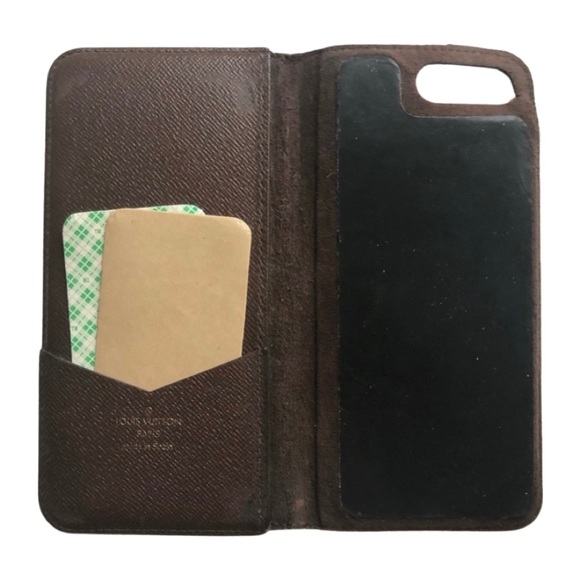 Louis Vuitton iPhone 8 Case with Fold Over Wallet - Picture 11 of 12